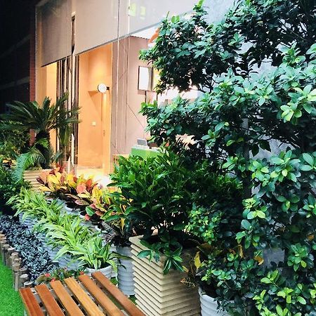 Holiday Inn Express Chengdu Tianhe Екстериор снимка